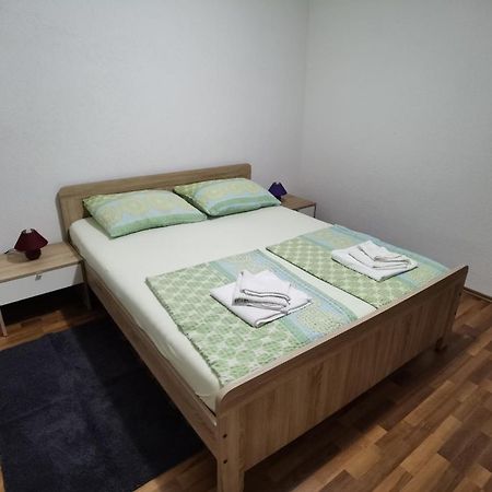 Apartments Beciri Sveti Vid-Miholjice Buitenkant foto